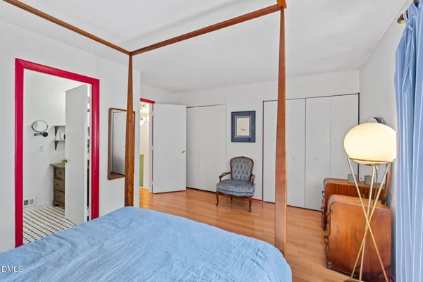$285,000 | 220 Elizabeth Street, Unit E7, Chapel Hill, NC 27514