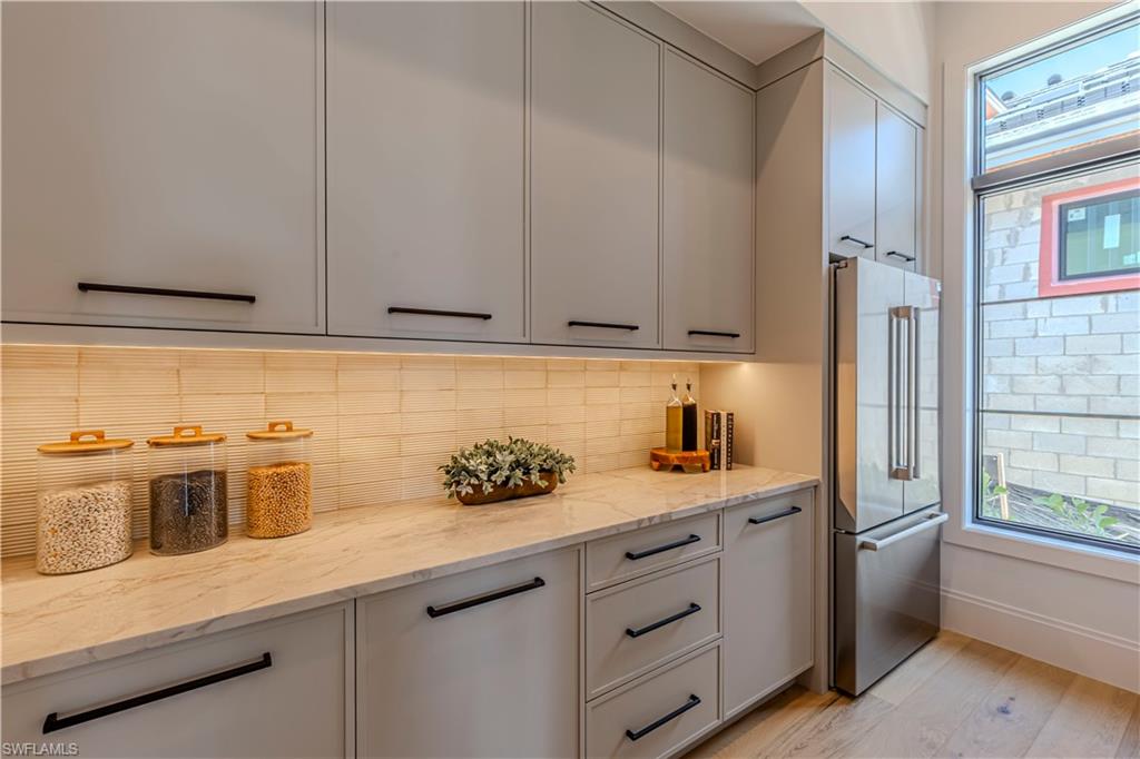 6708 Newport Road Naples, FL 34109 - Photo 10 of 34