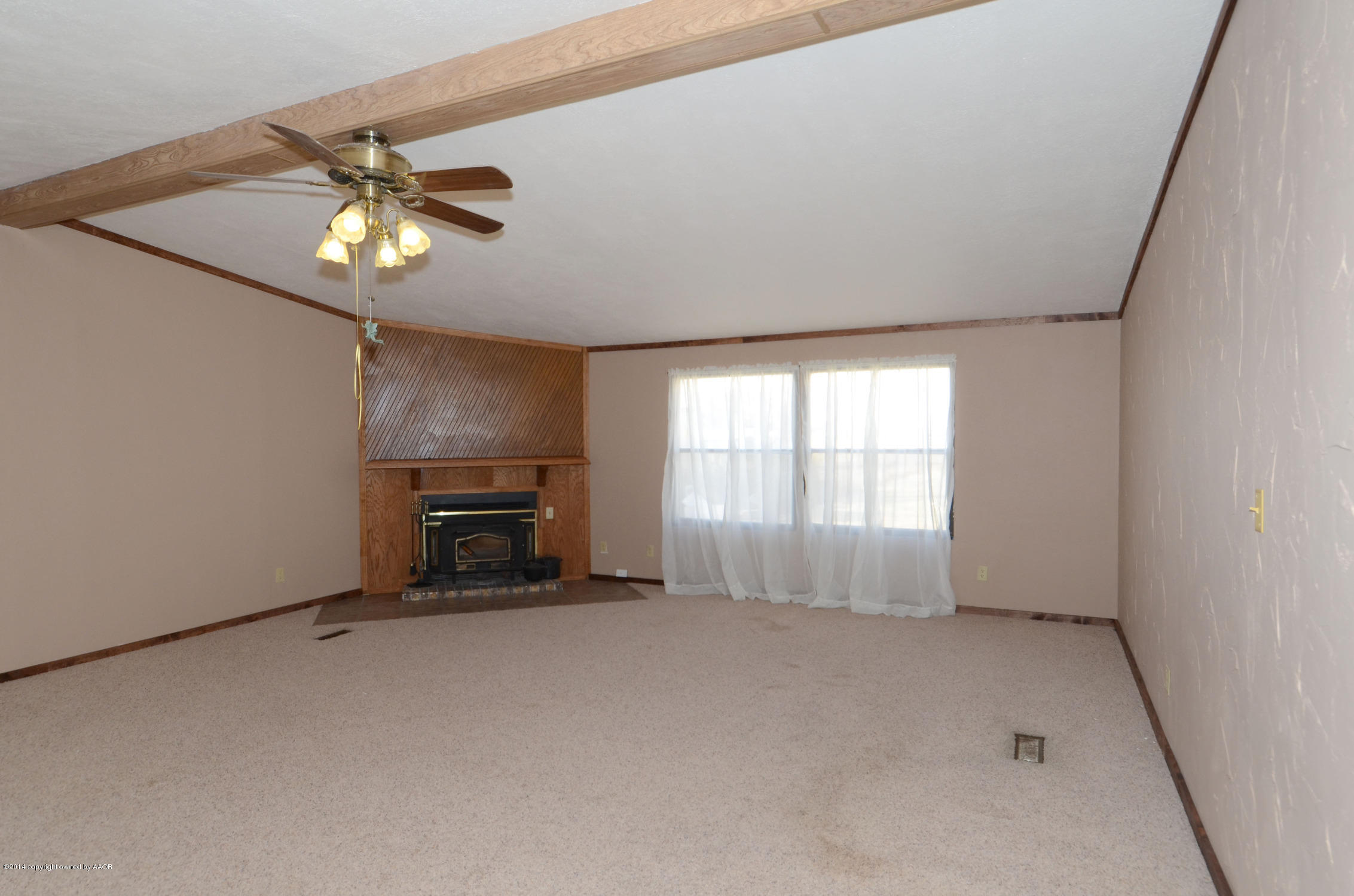 26550 Newton Road Canyon, TX 79015 - Photo 6 of 24 Living_Room_2