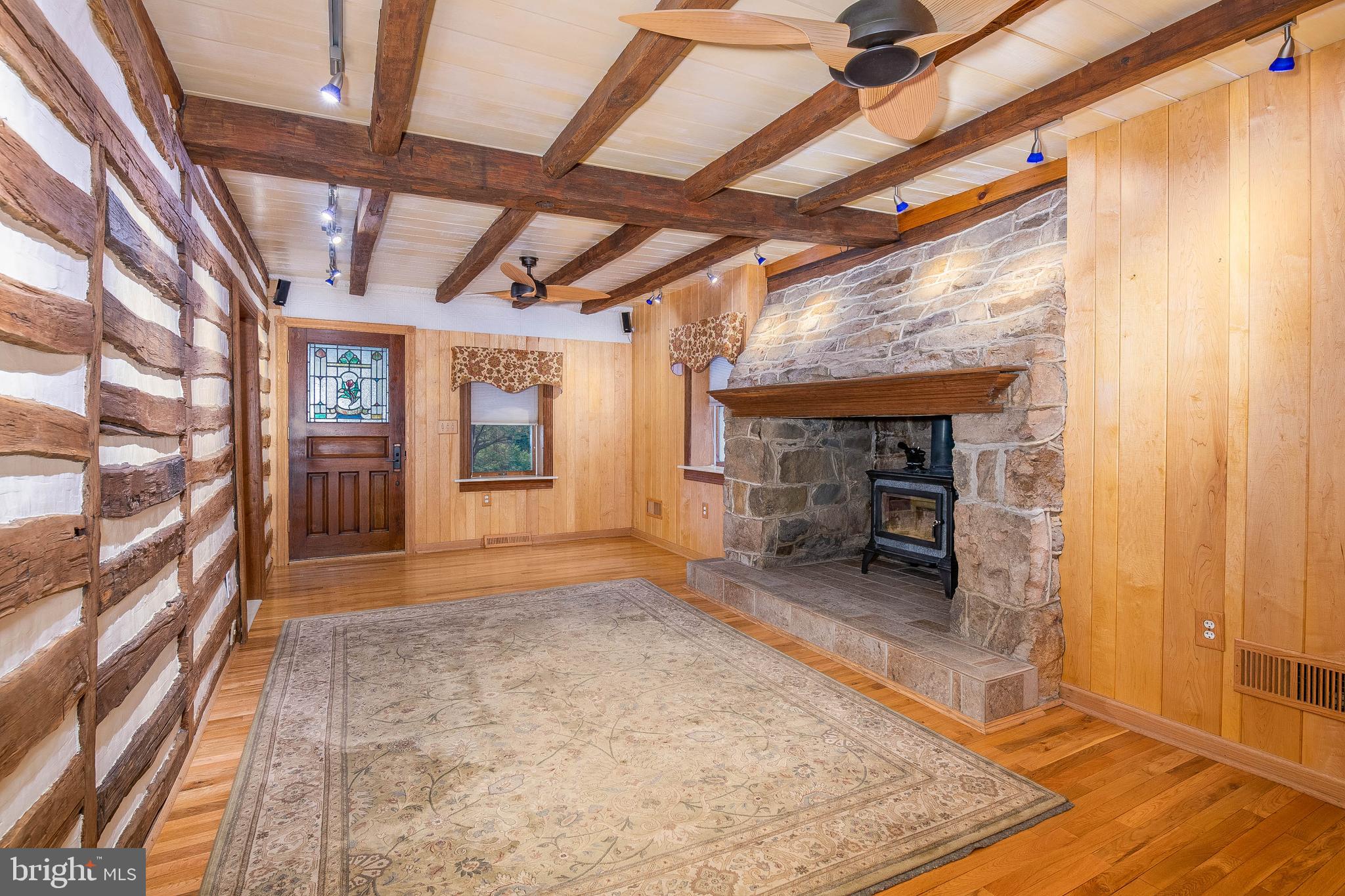 6220 4 Point Road Bethel, PA 19507 - Photo 3 of 29 Gallery Image 3
