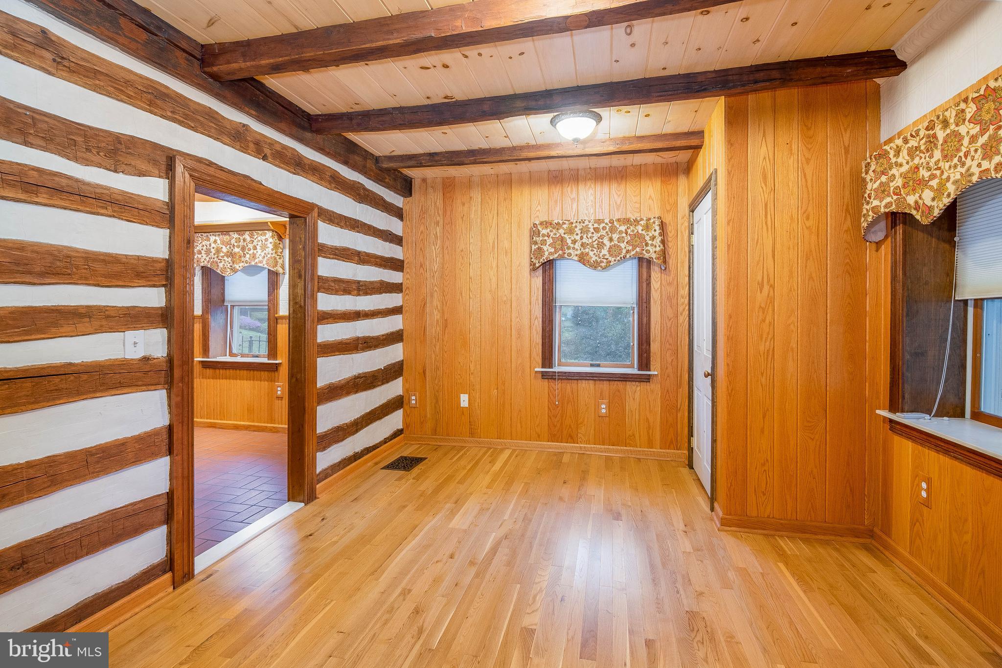 6220 4 Point Road Bethel, PA 19507 - Photo 10 of 29 Gallery Image 10