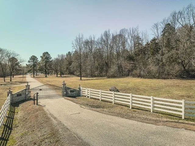 $32,000 | 90 Arrowhead Circle, Parsons, TN 38363