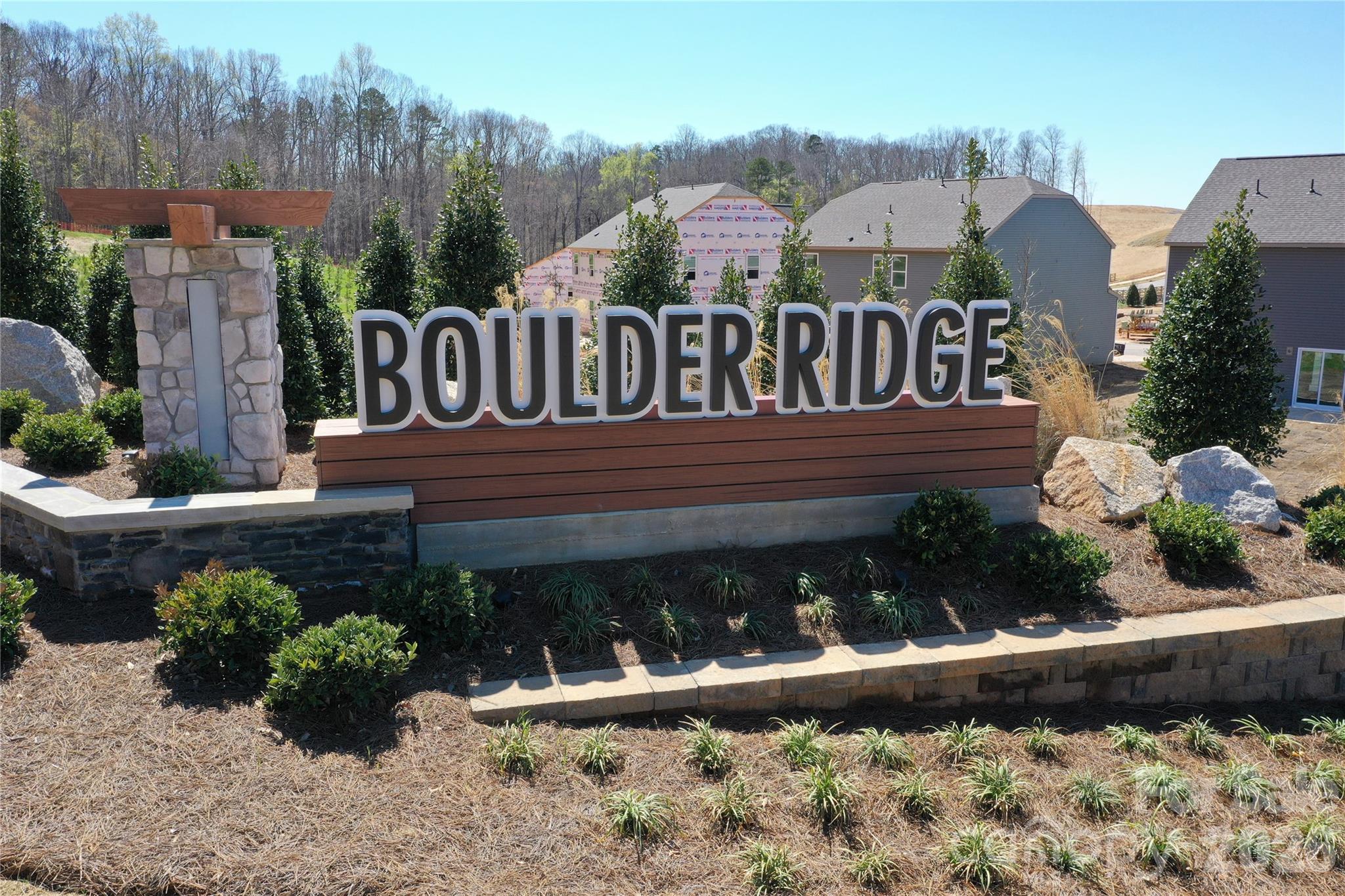 1735 Boulder Rdg Drive Gastonia, NC 28052 - Photo 4 of 7 a front view of house with a garden