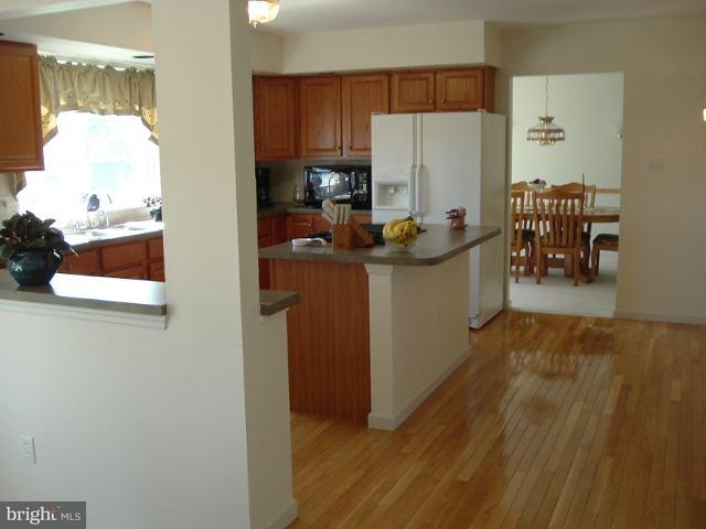 65 Olde Hickory Road Mount Wolf, PA 17347 - Photo 3 of 9 Gallery Image 3