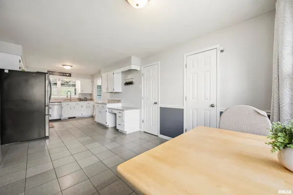 $269,900 | 6502 North Post Oak Road, Peoria, IL 61615