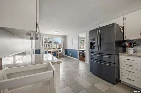 $269,900 | 6502 North Post Oak Road, Peoria, IL 61615