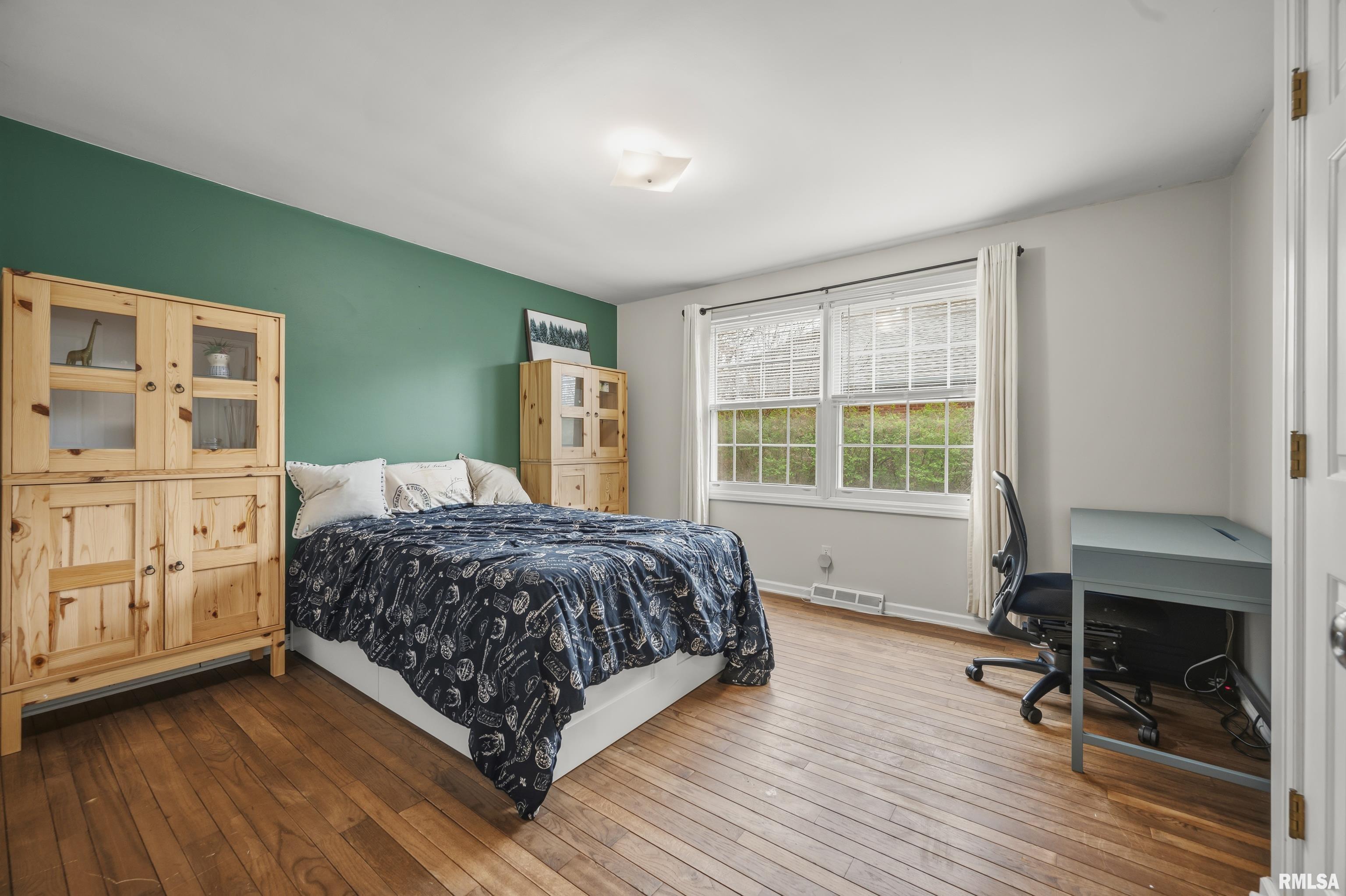 6502 North Post Oak Road Peoria, IL 61615 - Photo 20 of 42