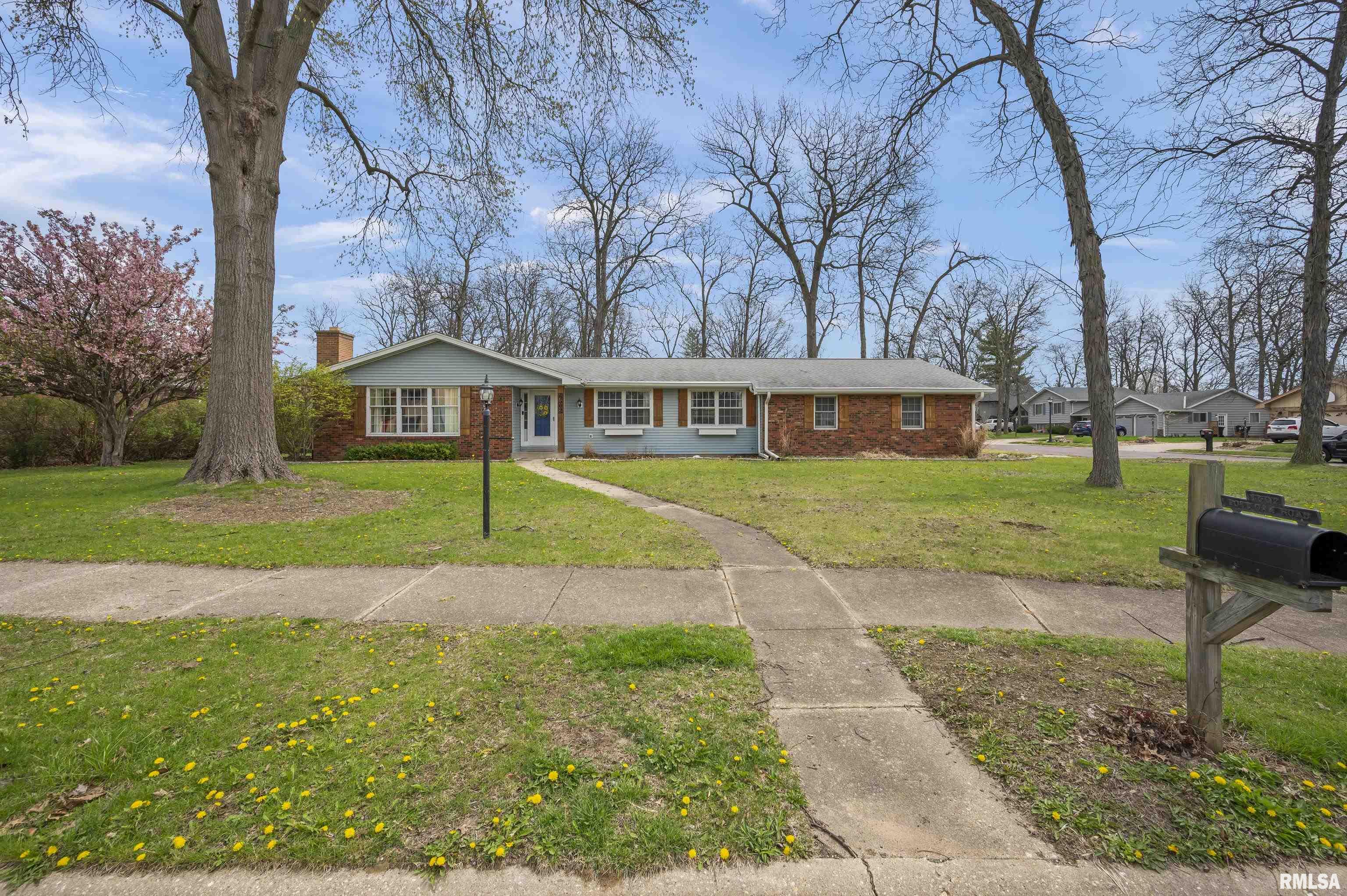 6502 North Post Oak Road Peoria, IL 61615 - Photo 2 of 42