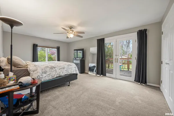 $269,900 | 6502 North Post Oak Road, Peoria, IL 61615