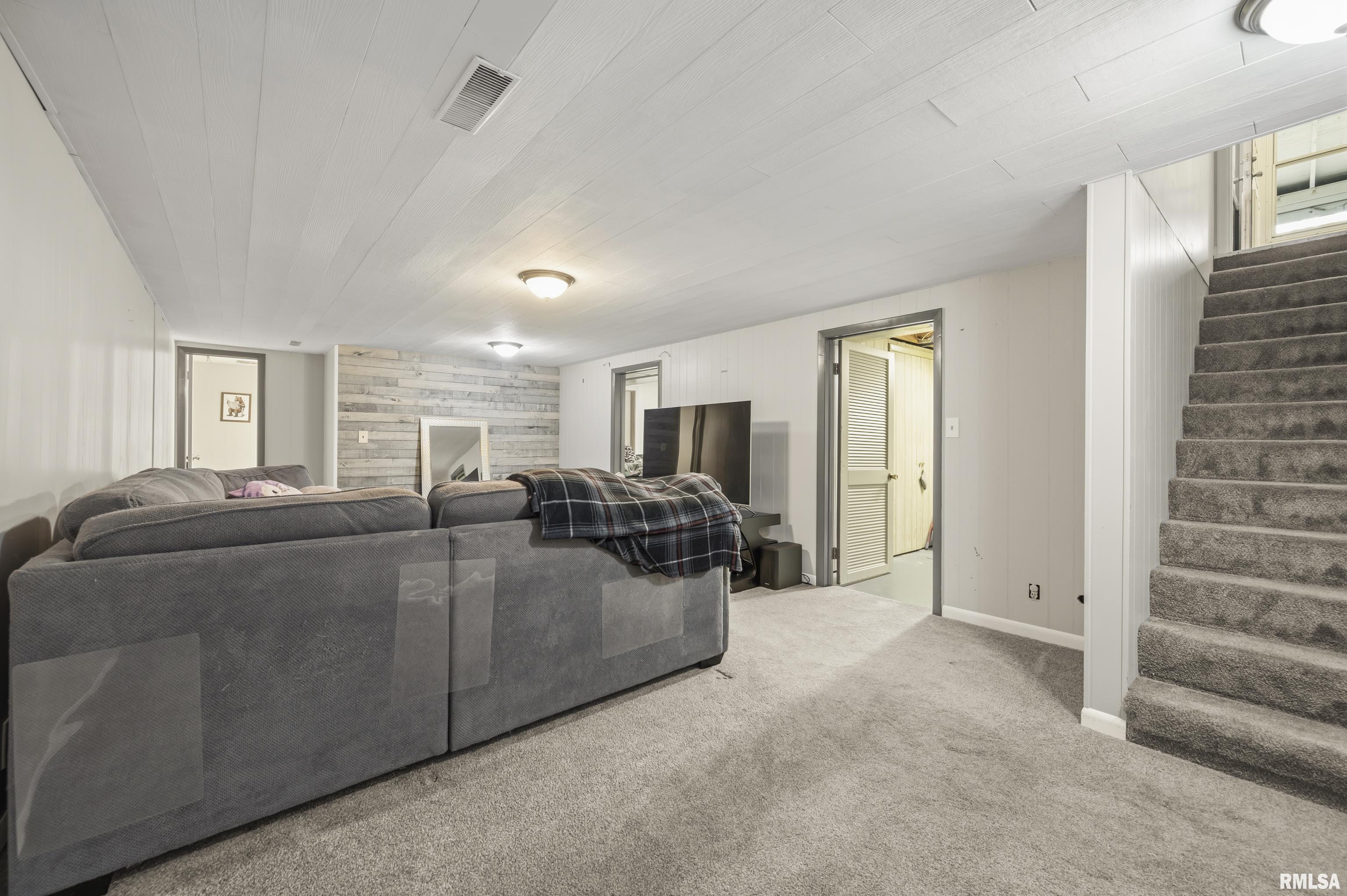 6502 North Post Oak Road Peoria, IL 61615 - Photo 29 of 42