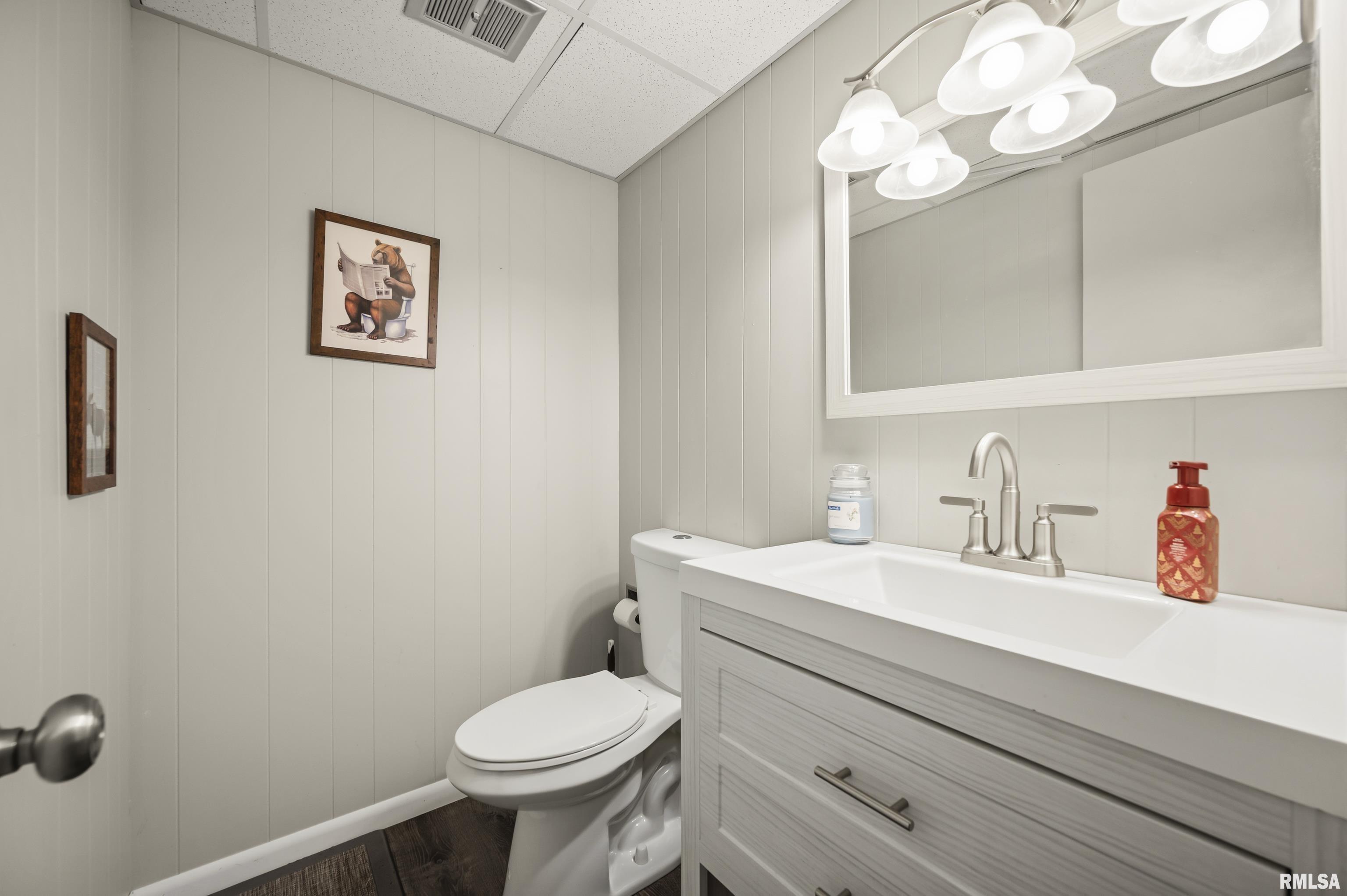 6502 North Post Oak Road Peoria, IL 61615 - Photo 32 of 42