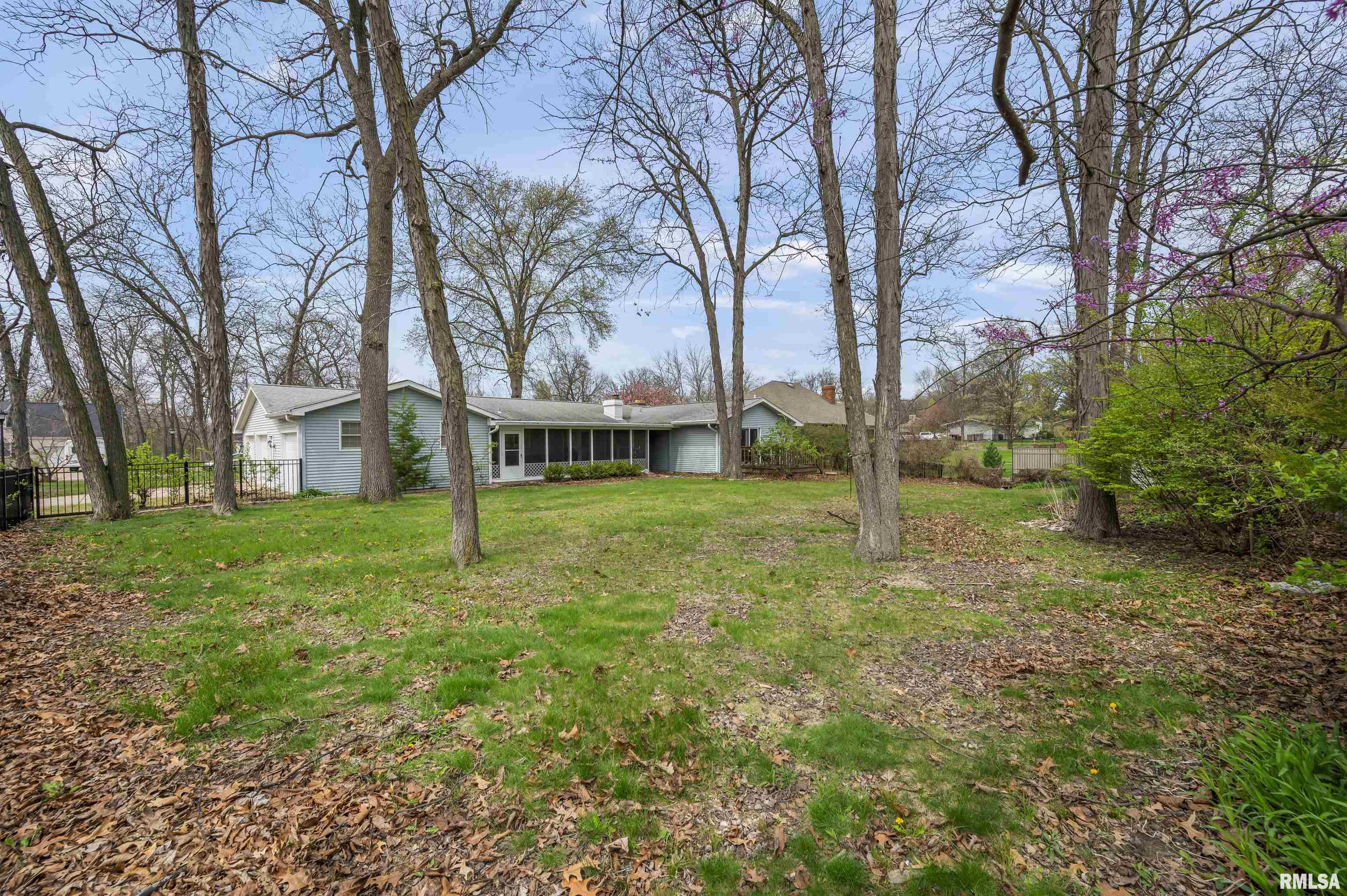 6502 North Post Oak Road Peoria, IL 61615 - Photo 37 of 42