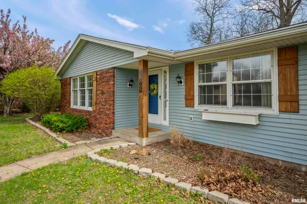 $269,900 | 6502 North Post Oak Road, Peoria, IL 61615