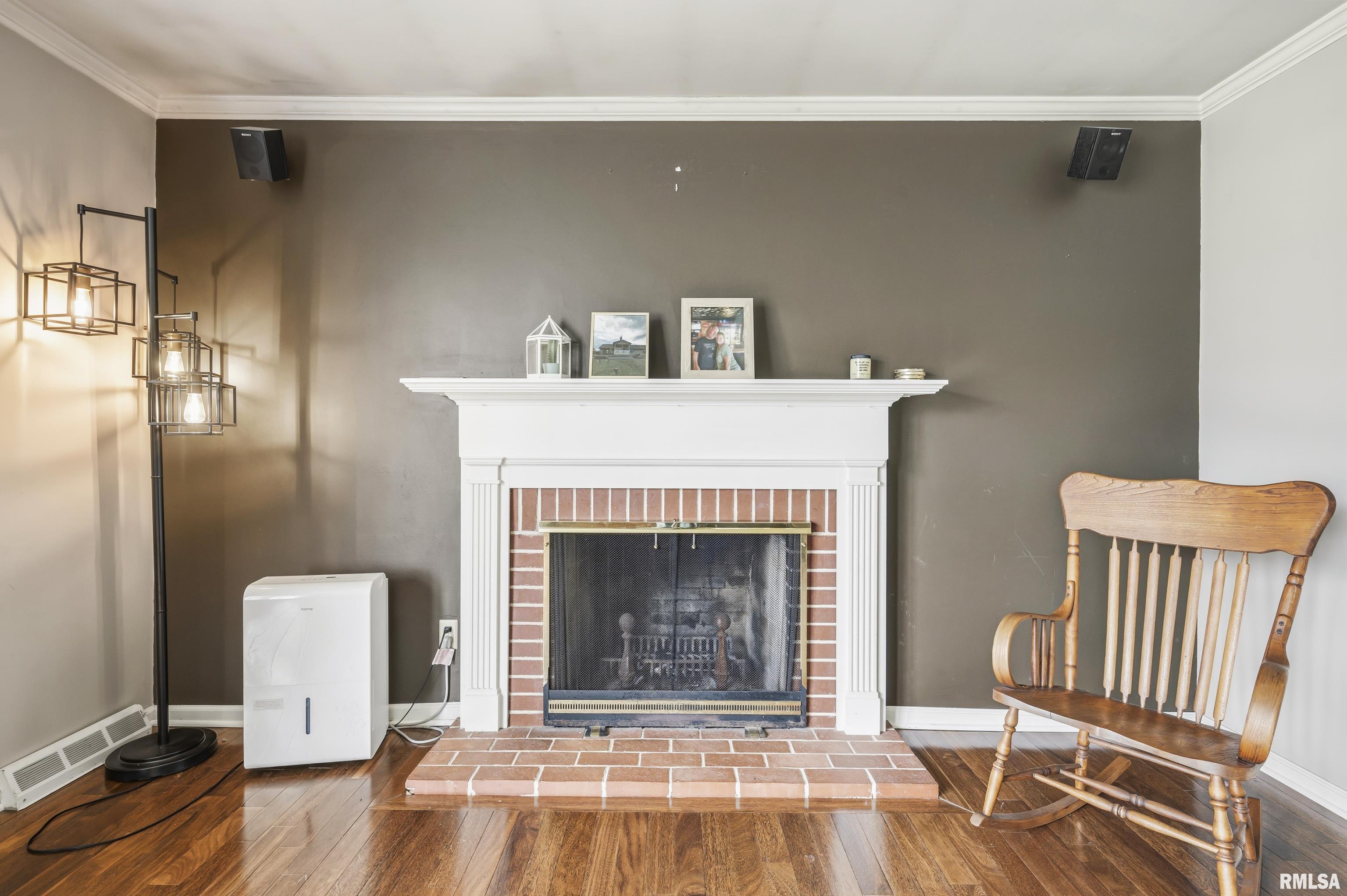 6502 North Post Oak Road Peoria, IL 61615 - Photo 9 of 42