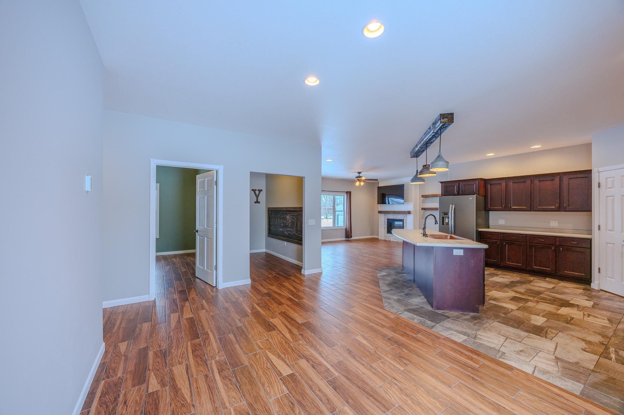 657 Frohn Road Southeast Bemidji, MN 56601 - Photo 13 of 78