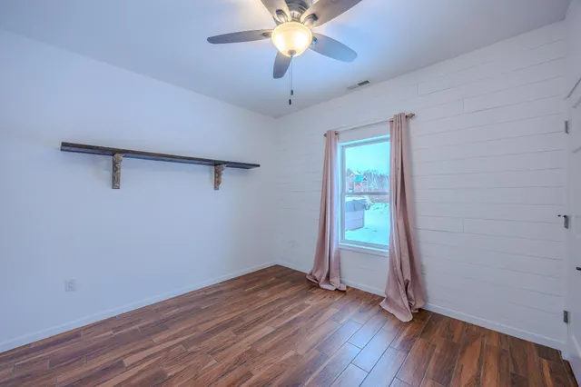 $425,000 | 657 Frohn Road Southeast, Bemidji, MN 56601