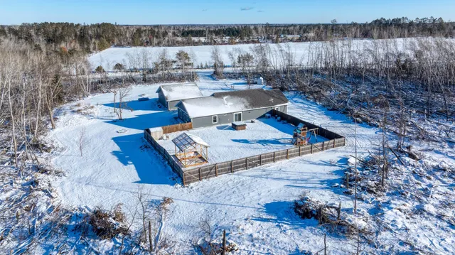 $425,000 | 657 Frohn Road Southeast, Bemidji, MN 56601