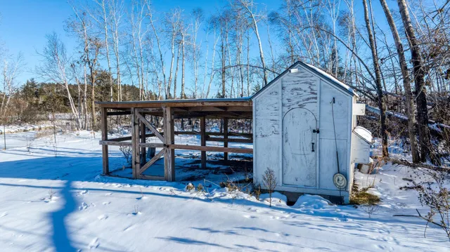 $425,000 | 657 Frohn Road Southeast, Bemidji, MN 56601