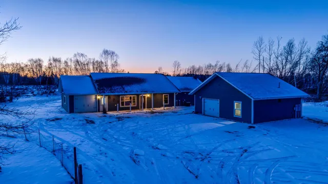 $425,000 | 657 Frohn Road Southeast, Bemidji, MN 56601