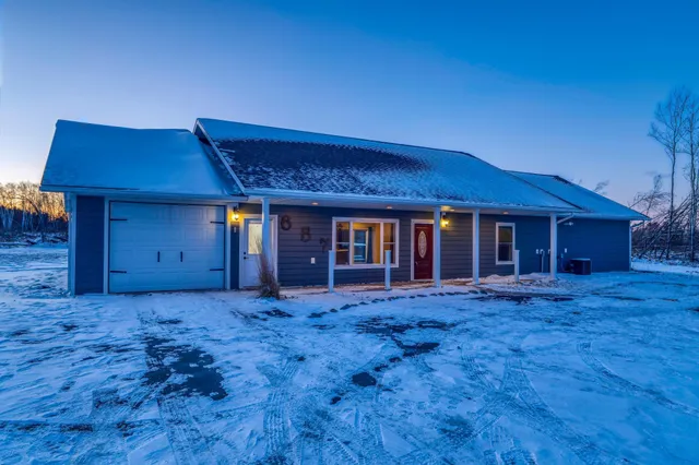 $425,000 | 657 Frohn Road Southeast, Bemidji, MN 56601
