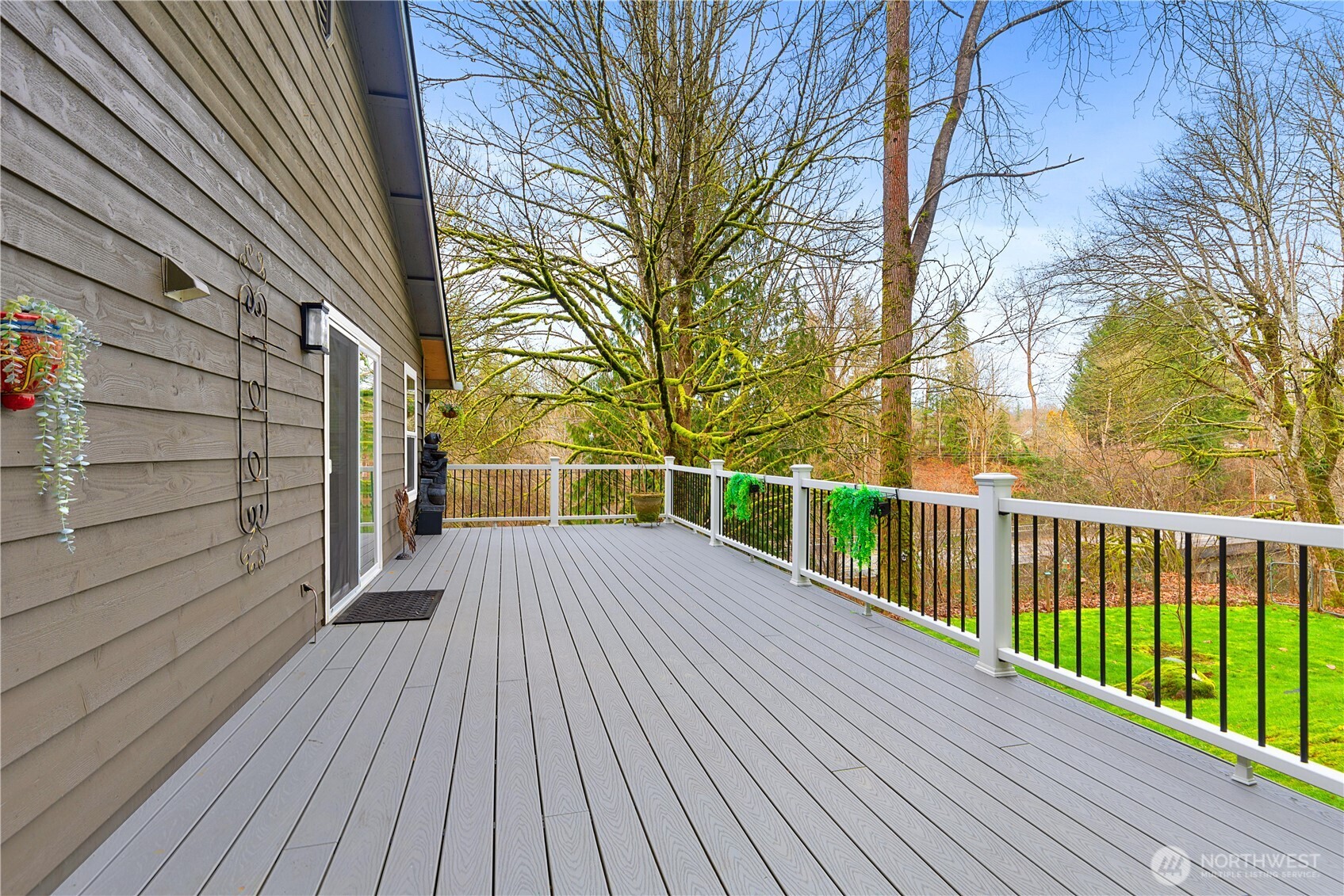 25122 Florence Acres Road Monroe, WA 98272 - Photo 7 of 30 a view of wooden deck