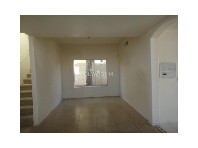 1958 Flagstone Ranch Lane Henderson, NV 89012 - Photo 3 of 28 Property Photo.