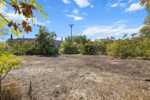 $47,500 | 350 Park Marina Circle, Redding, CA 96001