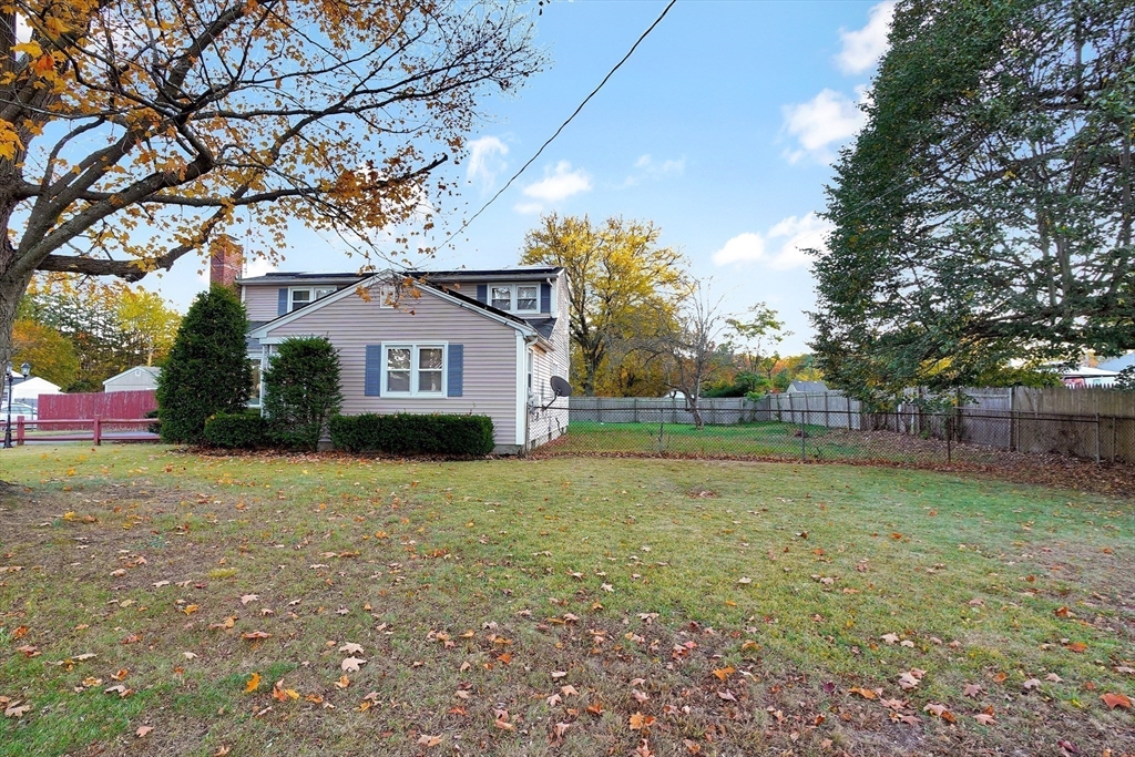 161 Fernbank Road Springfield, MA 01129 - Photo 22 of 23