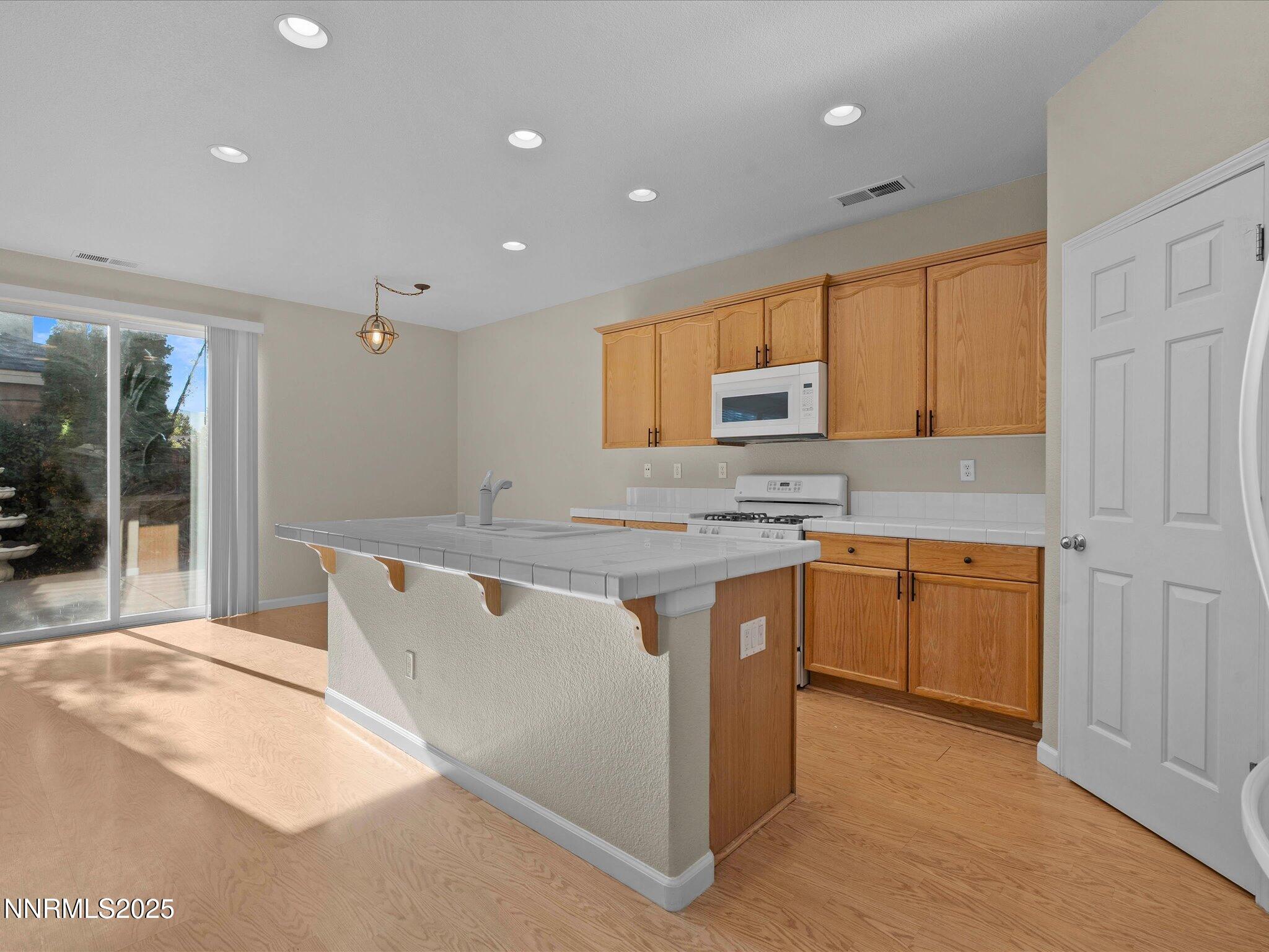 9290 Hummer Drive Reno, NV 89521 - Photo 11 of 49 11-9290 Hummer Dr-110