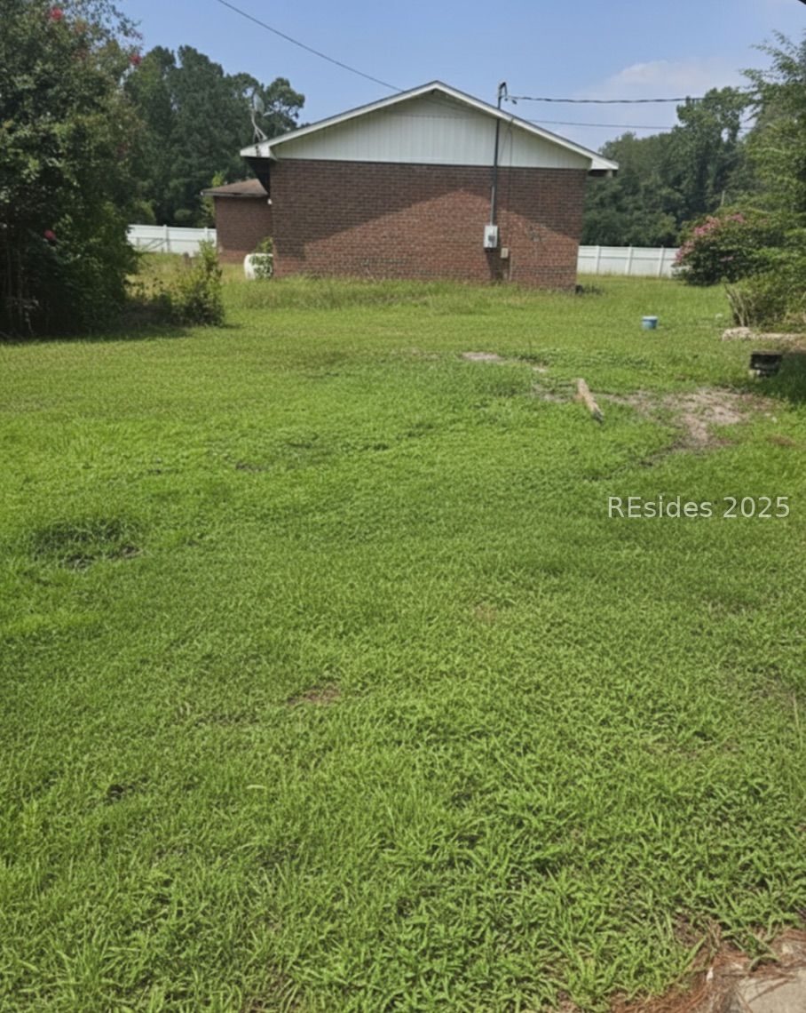 110 Nix Street West Hampton, SC 29924 - Photo 2 of 6