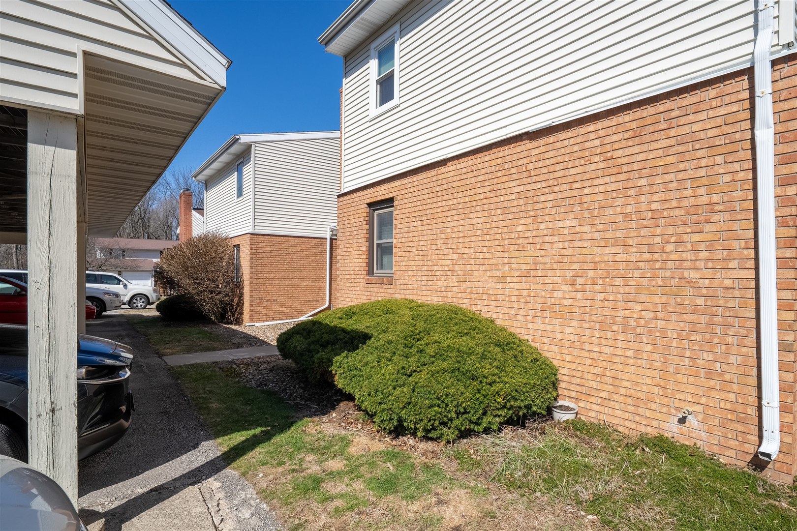 903 North Linden Street, Unit 108 Normal, IL 61761 - Photo 32 of 34 a view of a backyard