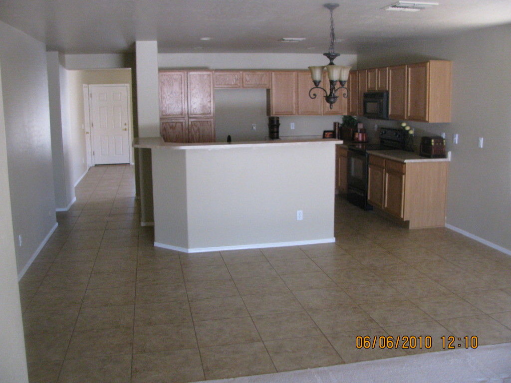 42328 West Venture Road Maricopa, AZ 85138 - Photo 3 of 9 KITCHEN