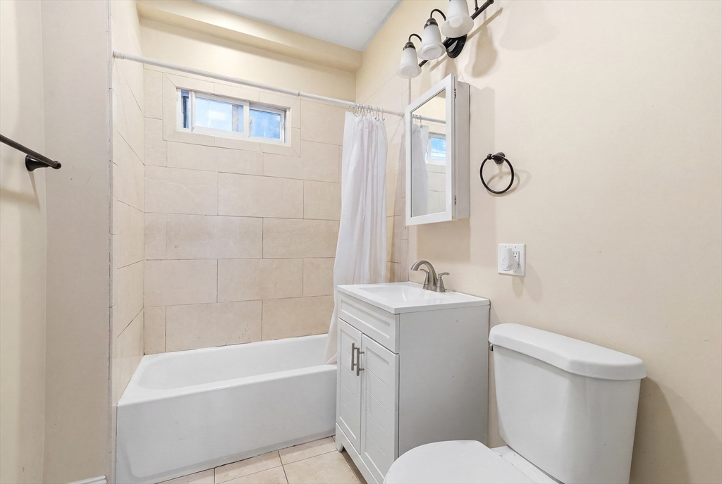 39 Glen Road Boston, MA 02130 - Photo 11 of 42