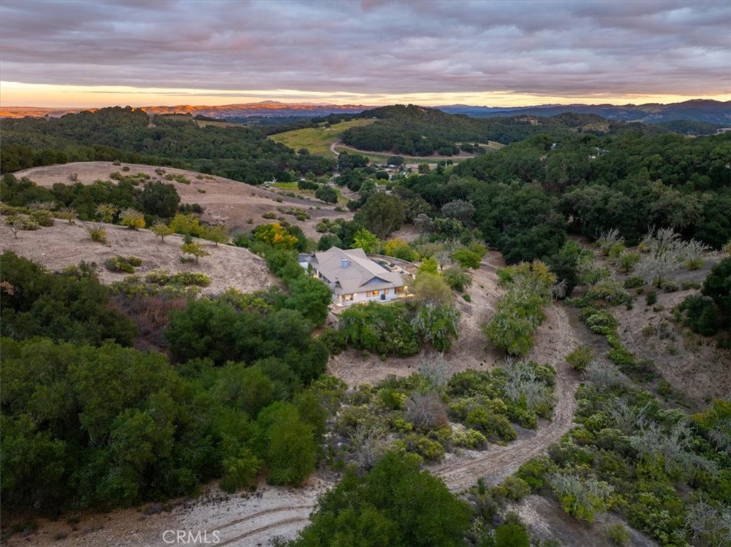 4242 Las Tablas Willow Creek Road Paso Robles, CA 93446 - Photo 48 of 58