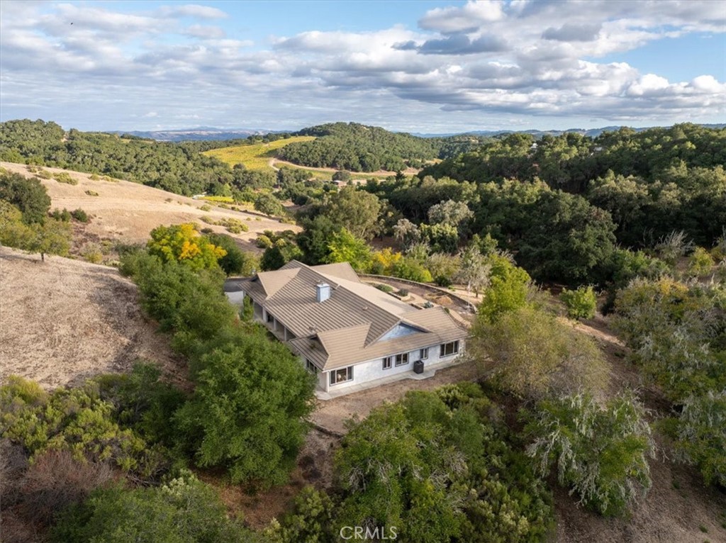 4242 Las Tablas Willow Creek Road Paso Robles, CA 93446 - Photo 52 of 58 an aerial view of a house with a outdoor space