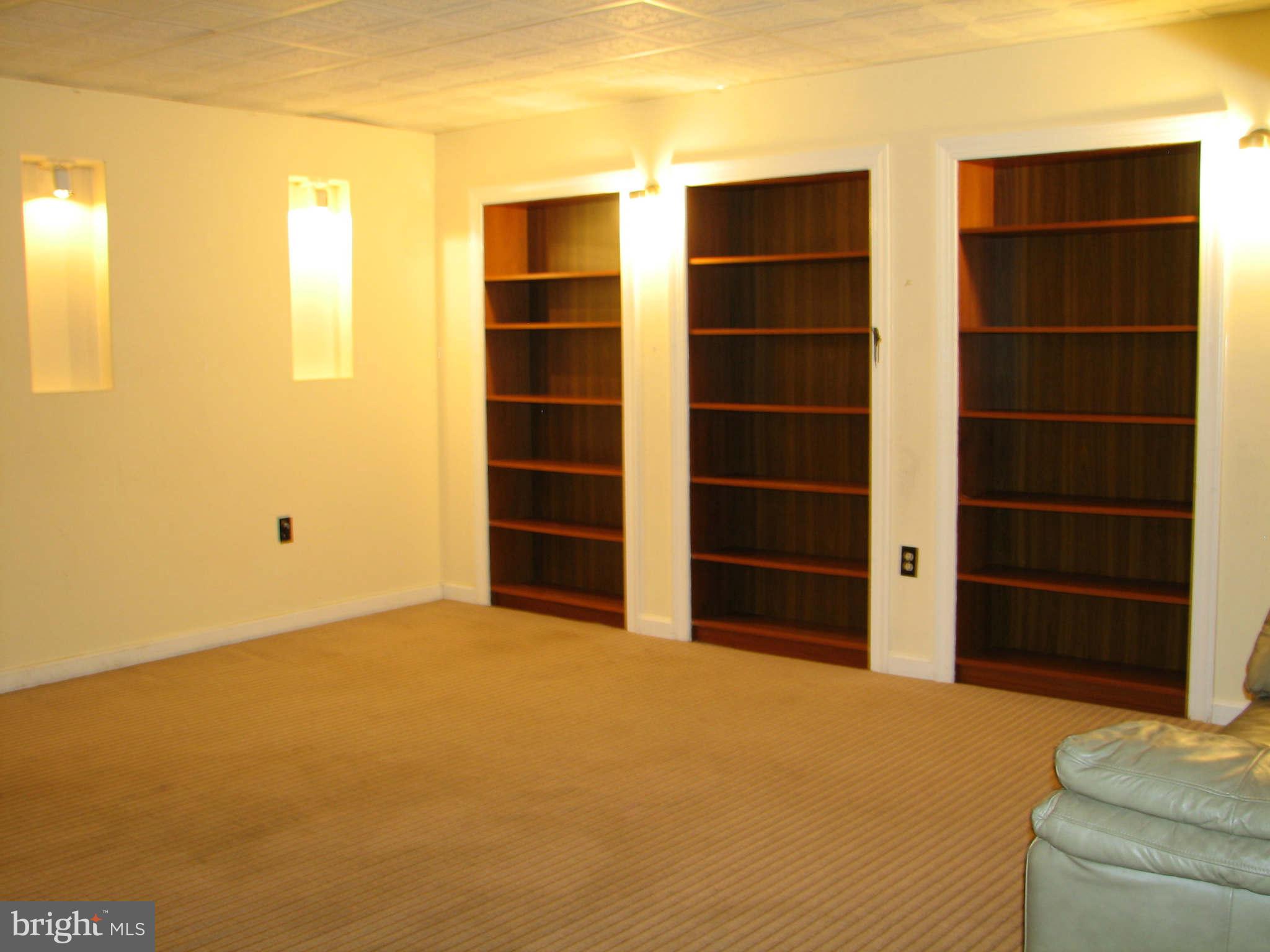 13205 Rippling Brook Drive Silver Spring, MD 20906 - Photo 17 of 26 Interior (General)