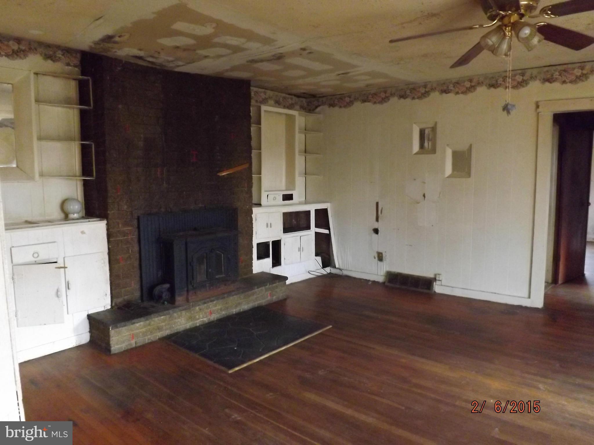 177 Armel Road White Post, VA 22663 - Photo 14 of 16 Living Room