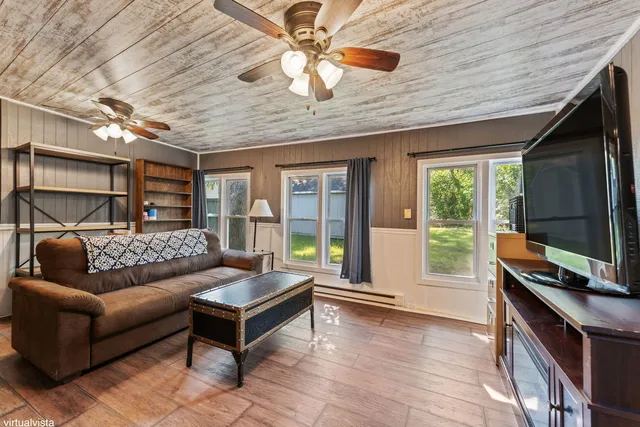 $205,000 | 26177 West Lakeview Avenue, Ingleside, IL 60041