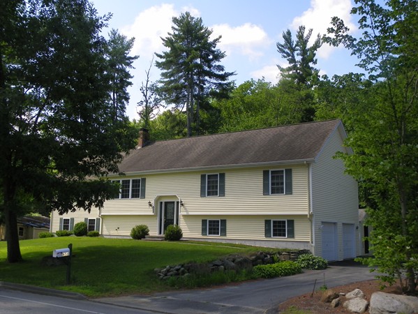 658 Rindge Road Fitchburg, MA 01420 - Photo 1 of 28 Gallery Image 1