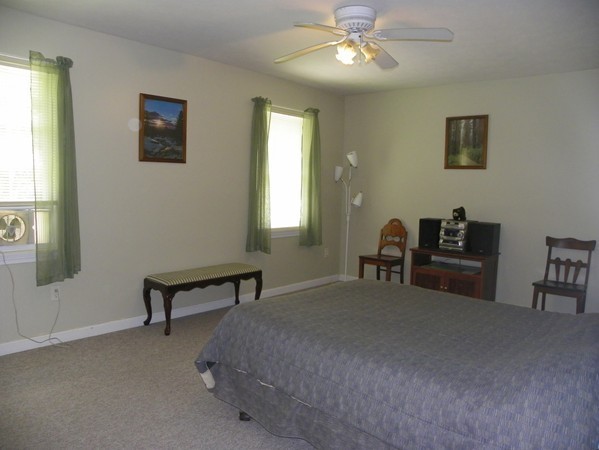 658 Rindge Road Fitchburg, MA 01420 - Photo 11 of 28 Gallery Image 11