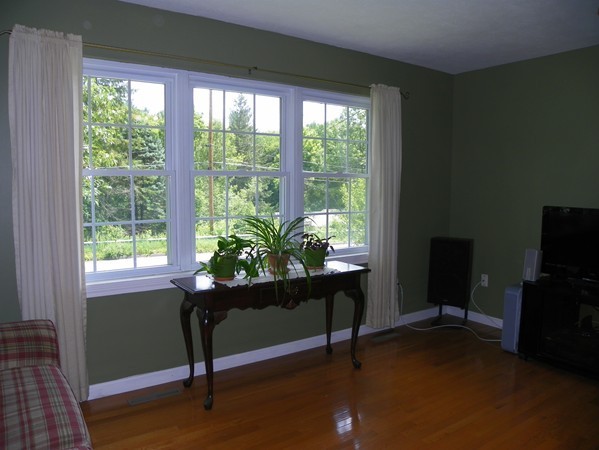 658 Rindge Road Fitchburg, MA 01420 - Photo 7 of 28 Gallery Image 7