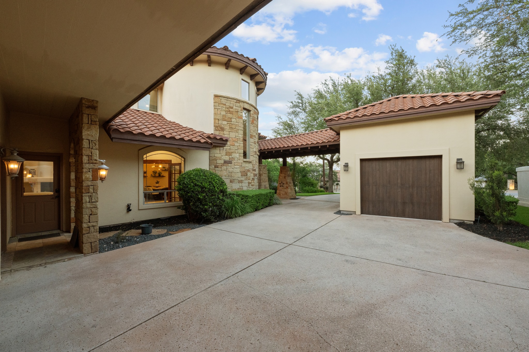 407 Hurst Creek Road Lakeway, TX 78734 - Photo 37 of 40