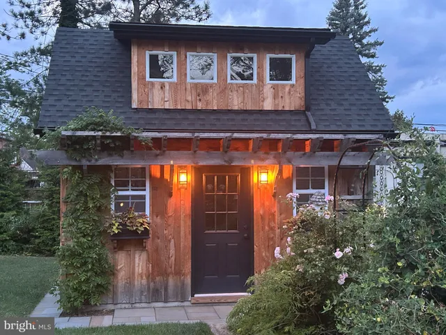 $925,000 | 733 West Foster Avenue, State College, PA 16801