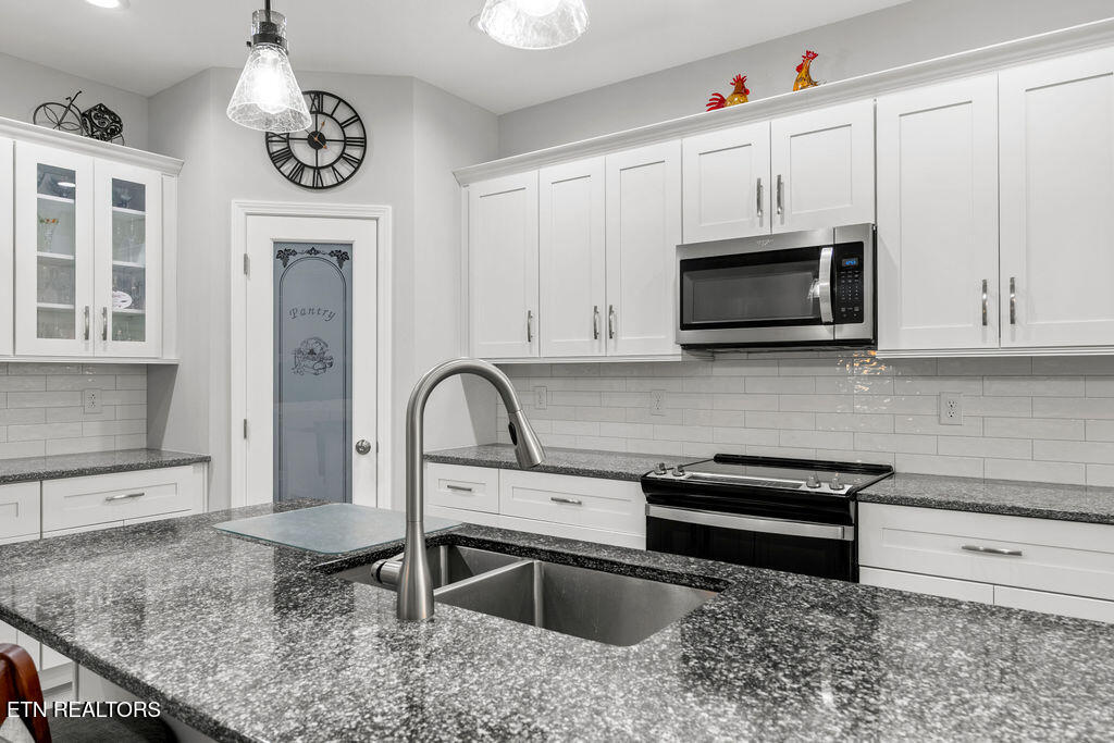 425 Cheeyo Place Loudon, TN 37774 - Photo 21 of 41 DSC06624-HDR