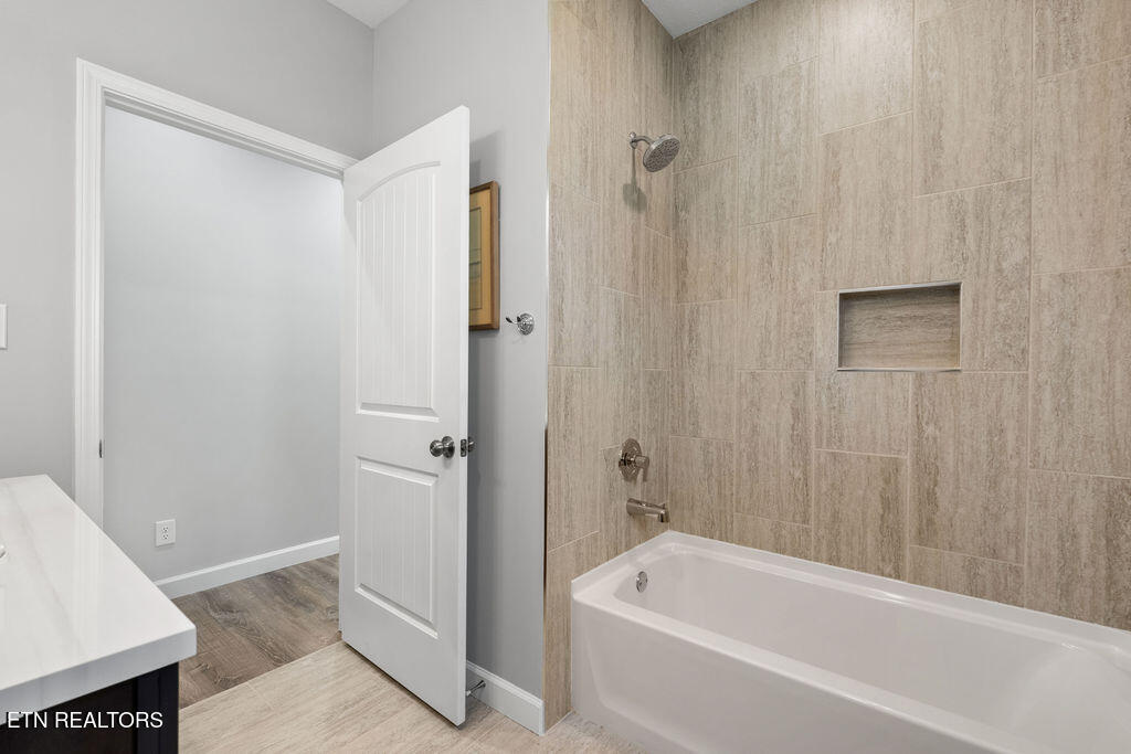 425 Cheeyo Place Loudon, TN 37774 - Photo 34 of 41 DSC06754-HDR