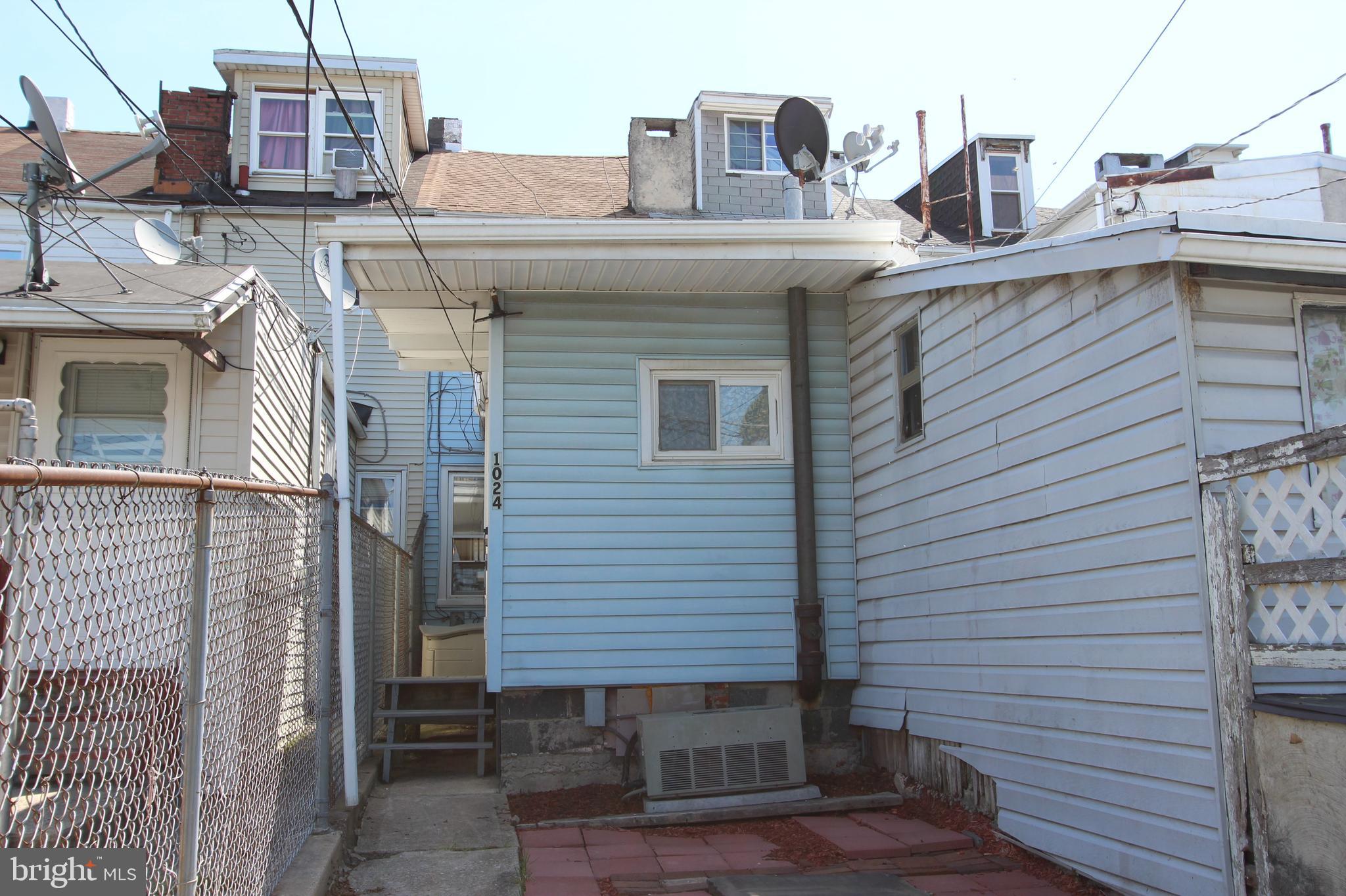 1024 Birch Street Reading, PA 19604 - Photo 4 of 20