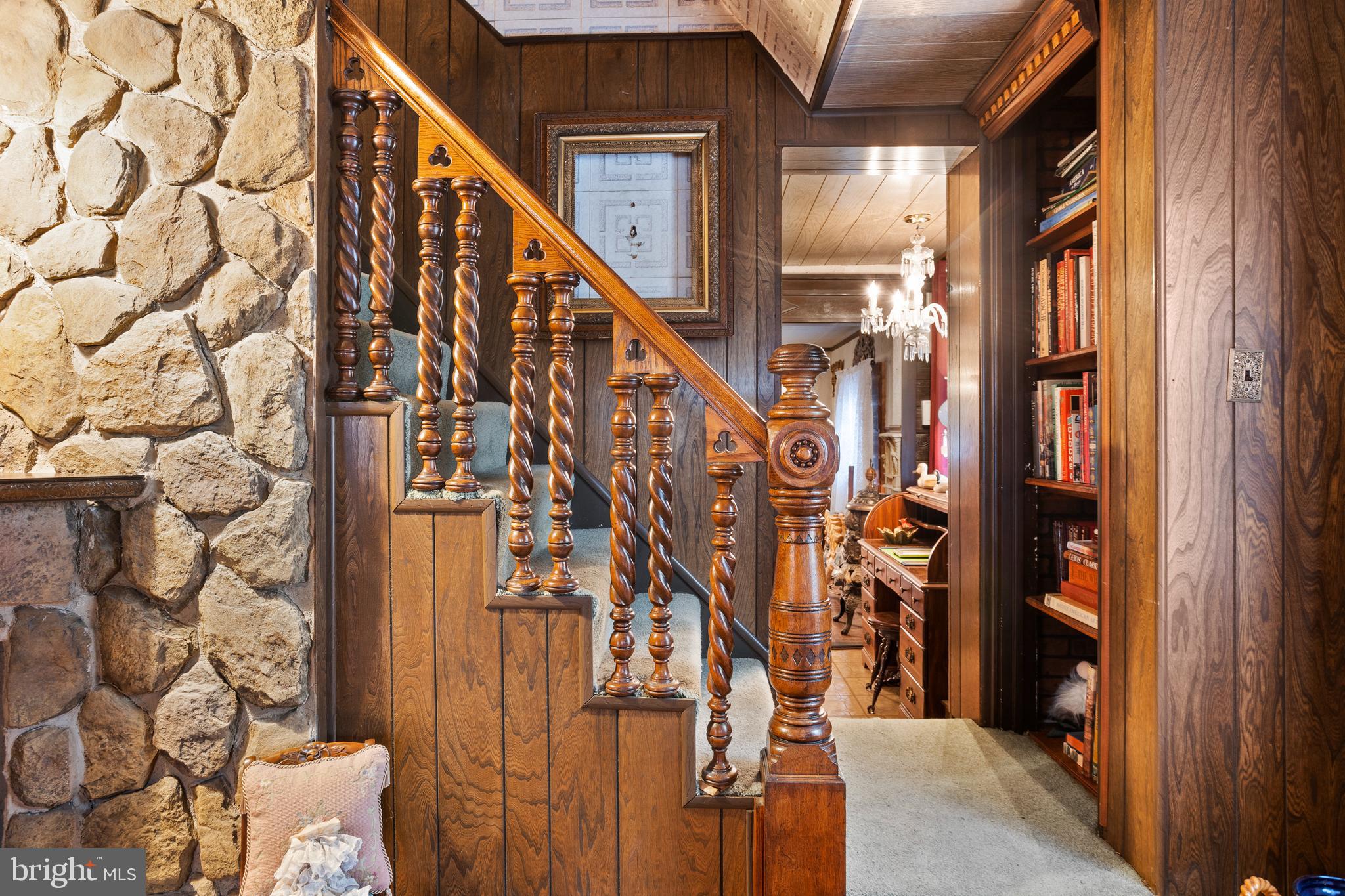 831 Cricket Road Secane, PA 19018 - Photo 7 of 35 Gallery Image 7