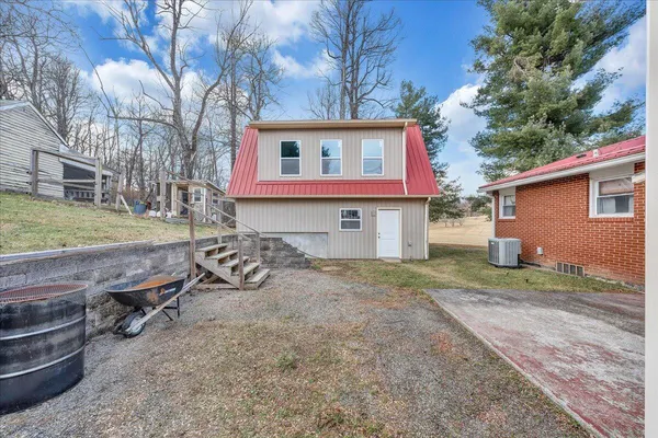 a view of backyard of house