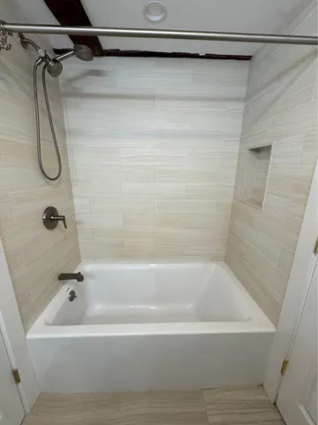 $4,000 | 40 Elm Street, Unit 1, Andover, MA 01810