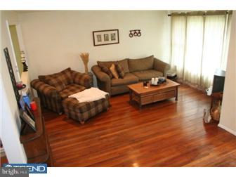 24 Beaumont Road Hamilton, NJ 08620 - Photo 4 of 9 Living Room